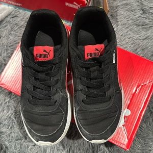 Puma Gravitation Tech sneakers